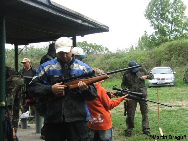 VIII. kolo KNj ligy v siluetovej strebe